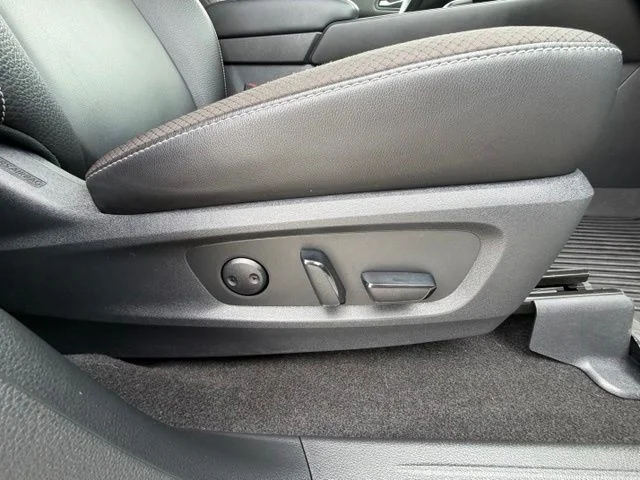 Certified Used 2024 Pearl White Nissan SL image 15