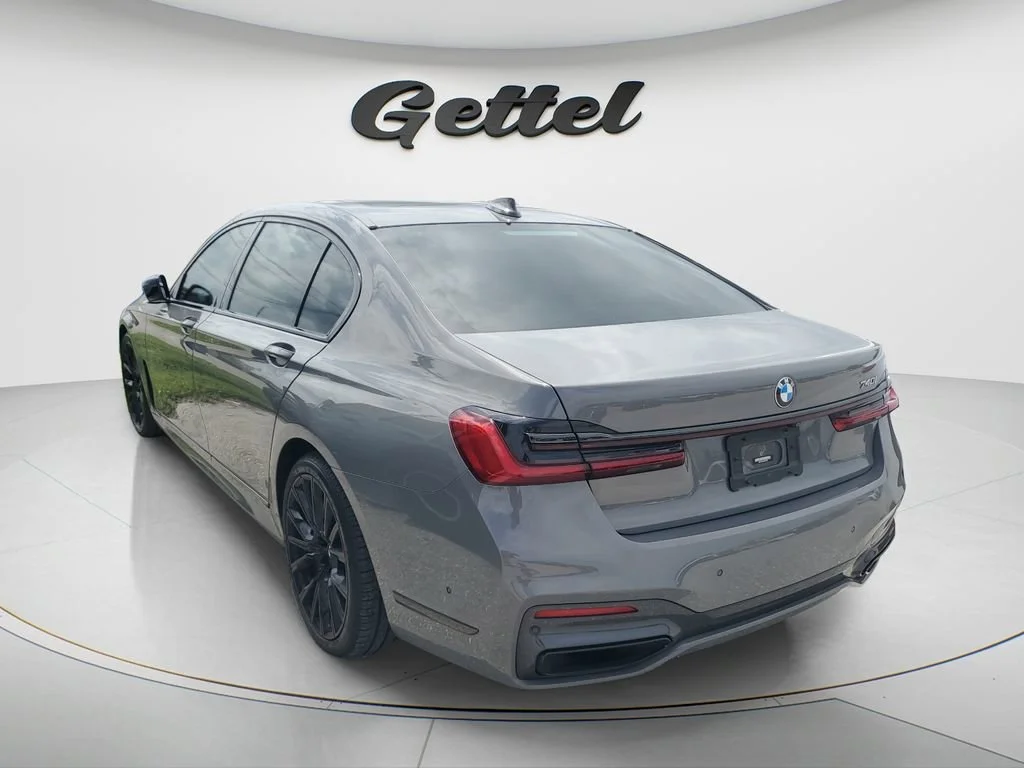 Used 2022 Gray BMW i image 5