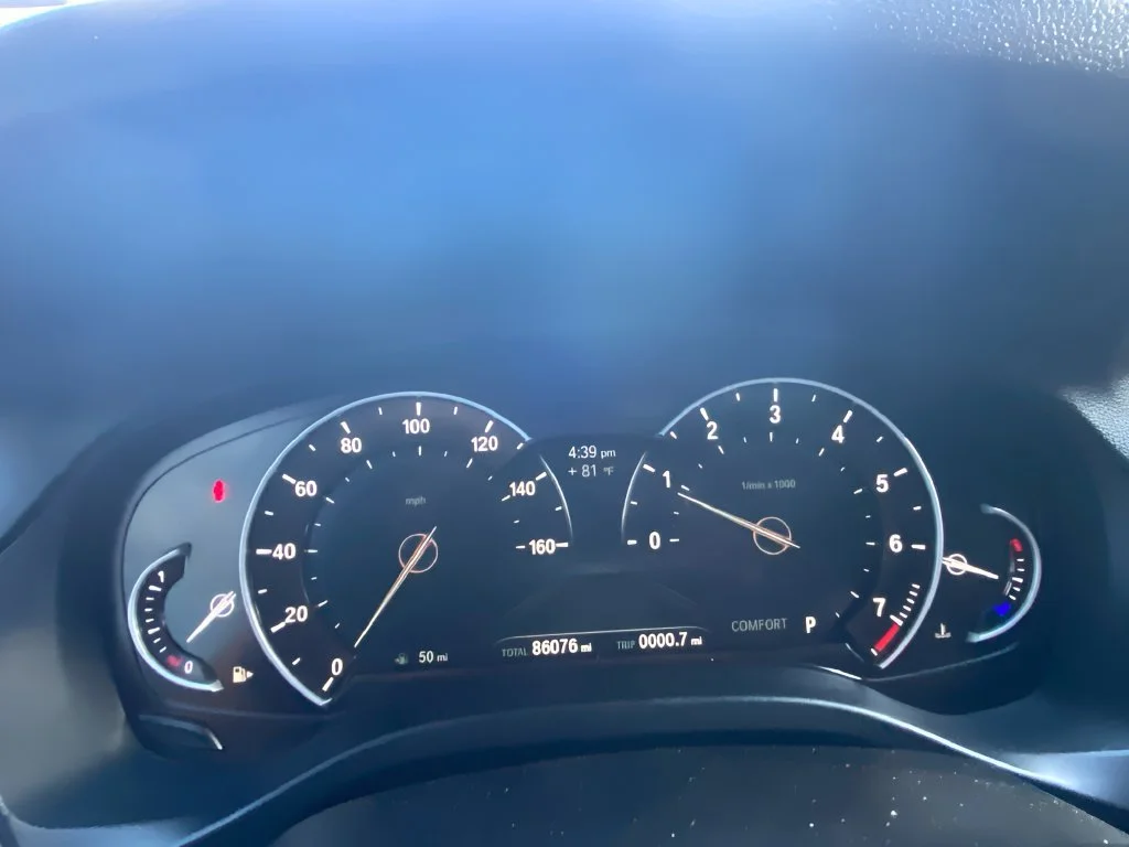 Used 2019 Black BMW xDrive30i image 22