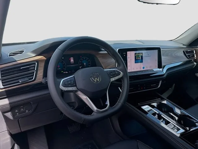 2026 Volkswagen Atlas SE w/Tech - Photo 9