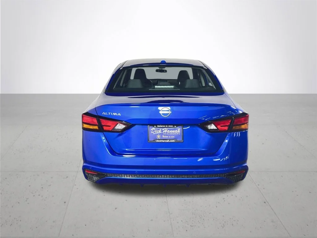Used 2025 Blue Nissan 2.5 SV image 7