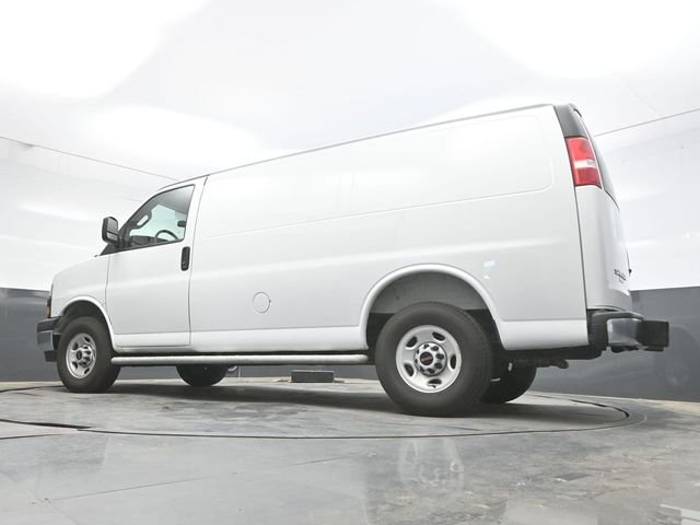 Used 2025 White GMC Work Van image 35