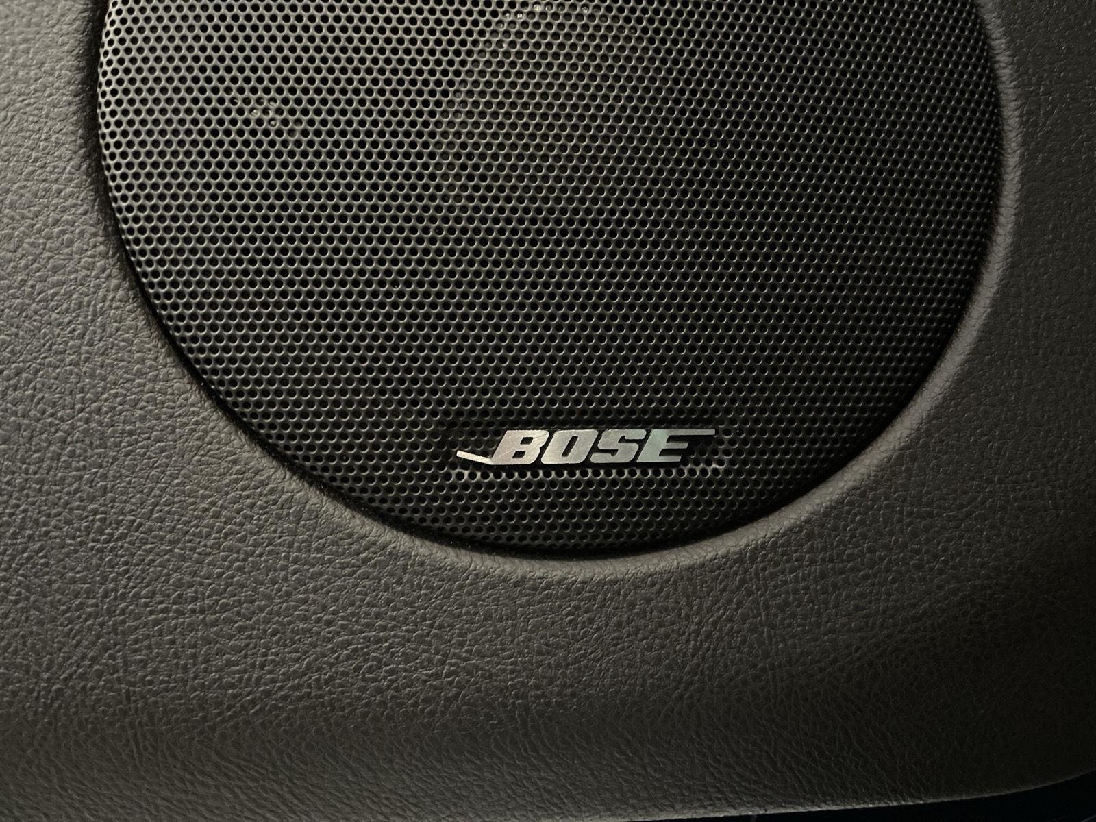 Used 2005 Aqua Blur Metallic Chevrolet LS image 9