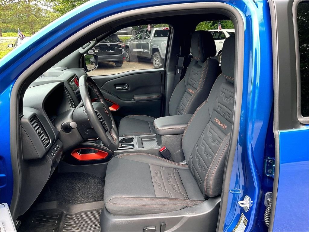 Used 2024 Blue Nissan PRO-4X image 10