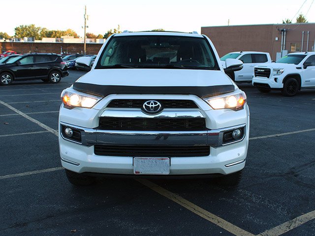 Used 2016 Blizzard Pearl Toyota  image 3