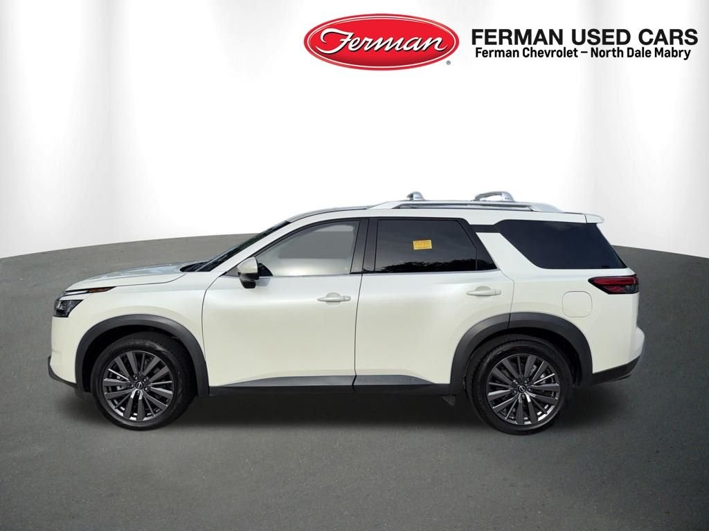 Used 2023 White Nissan SL image 11