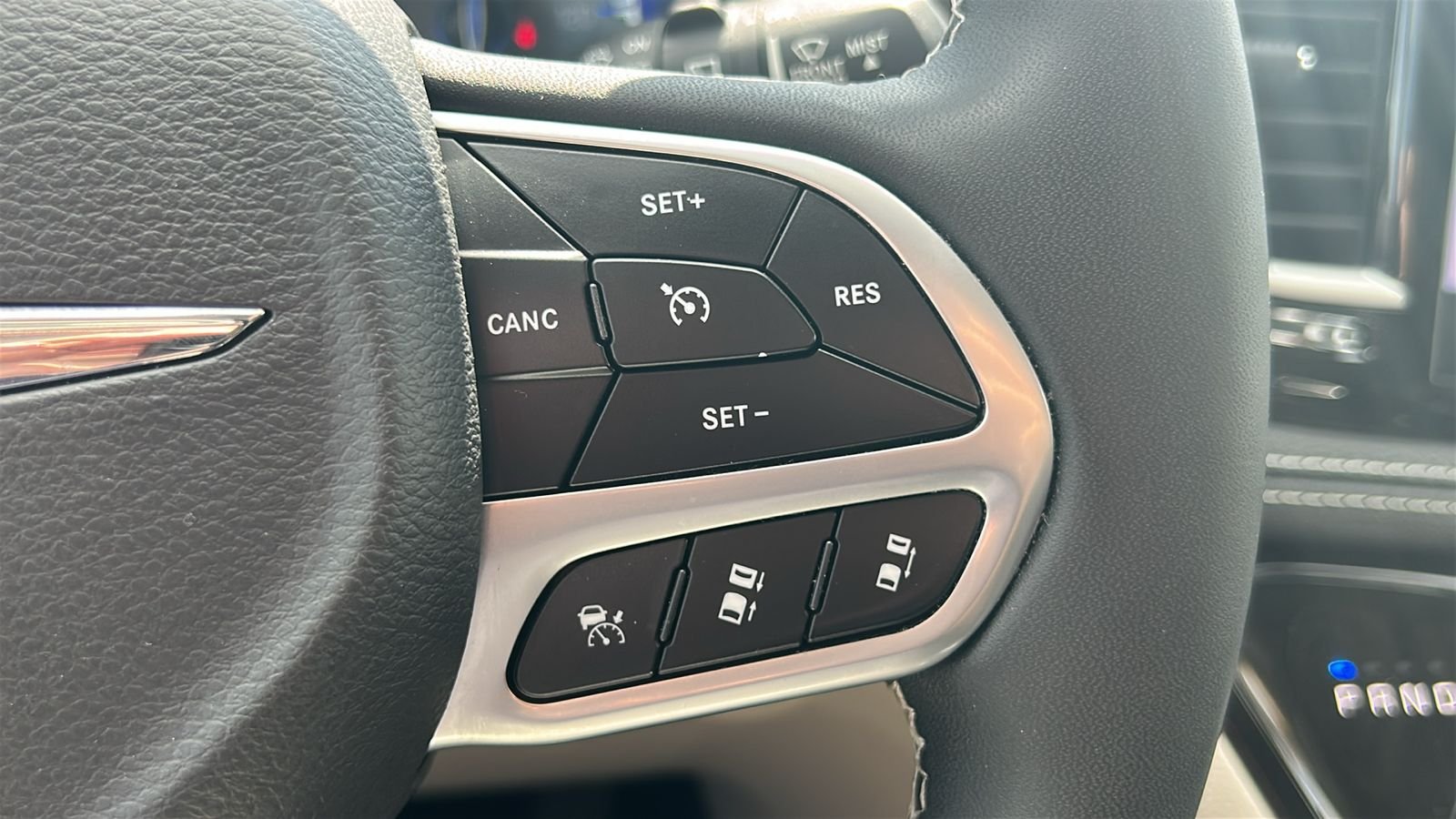 Certified Used 2023 White Chrysler Touring L image 27