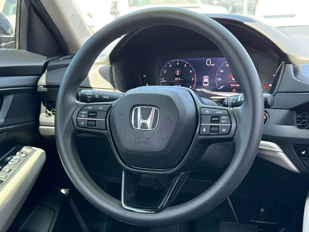 Used 2023 Gray Honda EX image 23