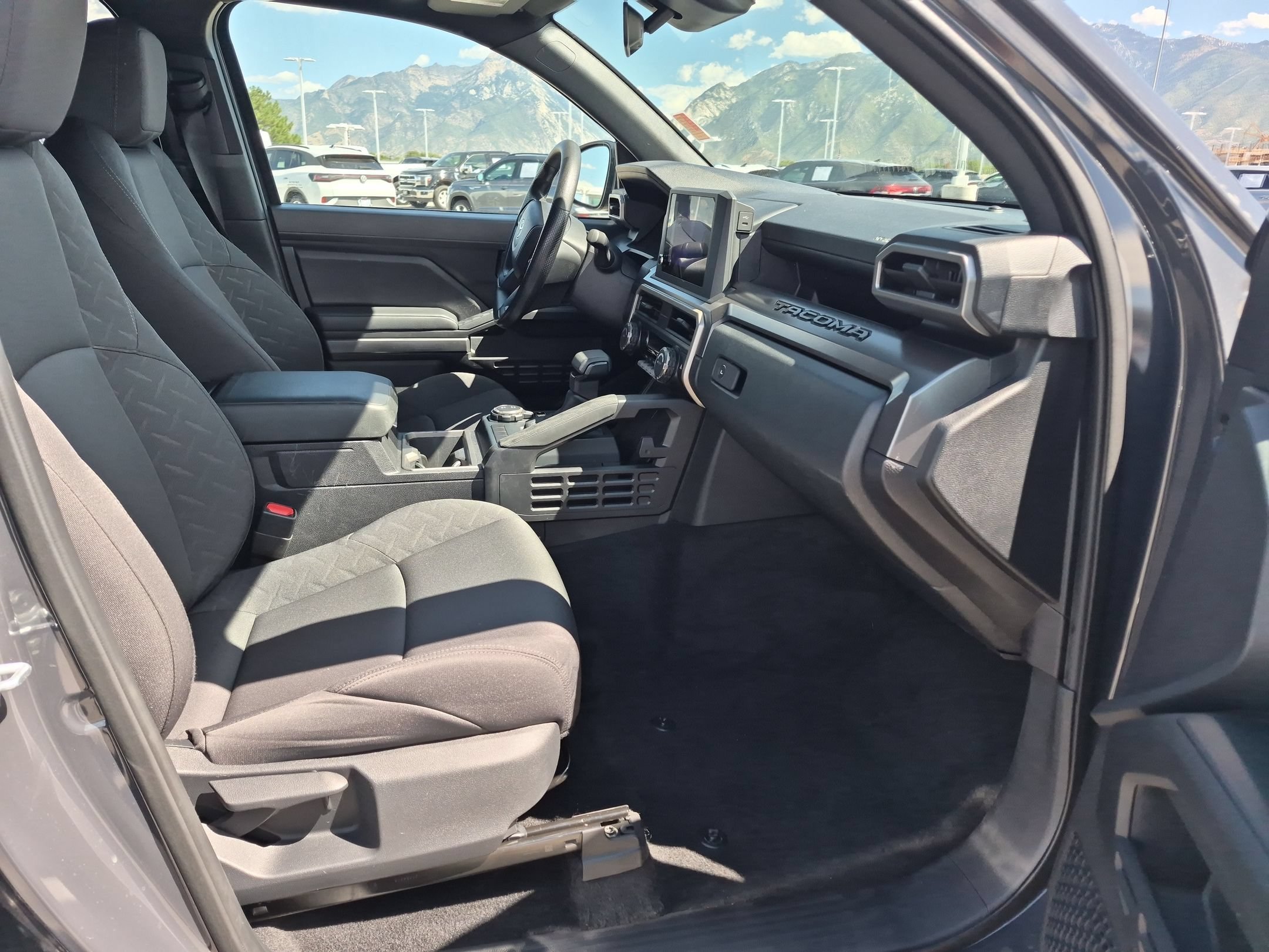 Used 2024 Underground Toyota SR5 image 29