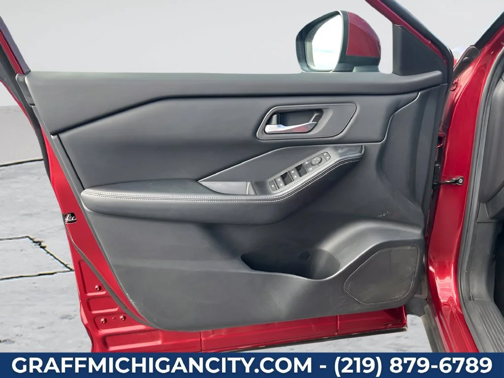 Used 2024 Red Nissan SV Intelligent AWD image 14