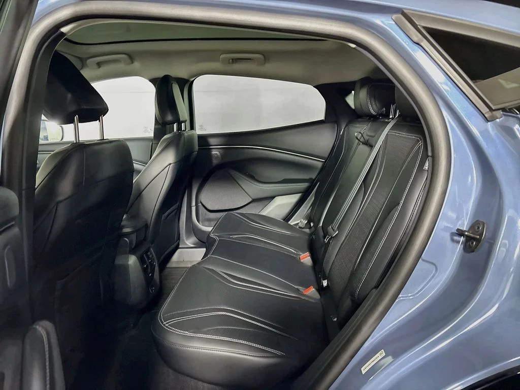 Used 2023 Vapor Blue Ford Premium image 20