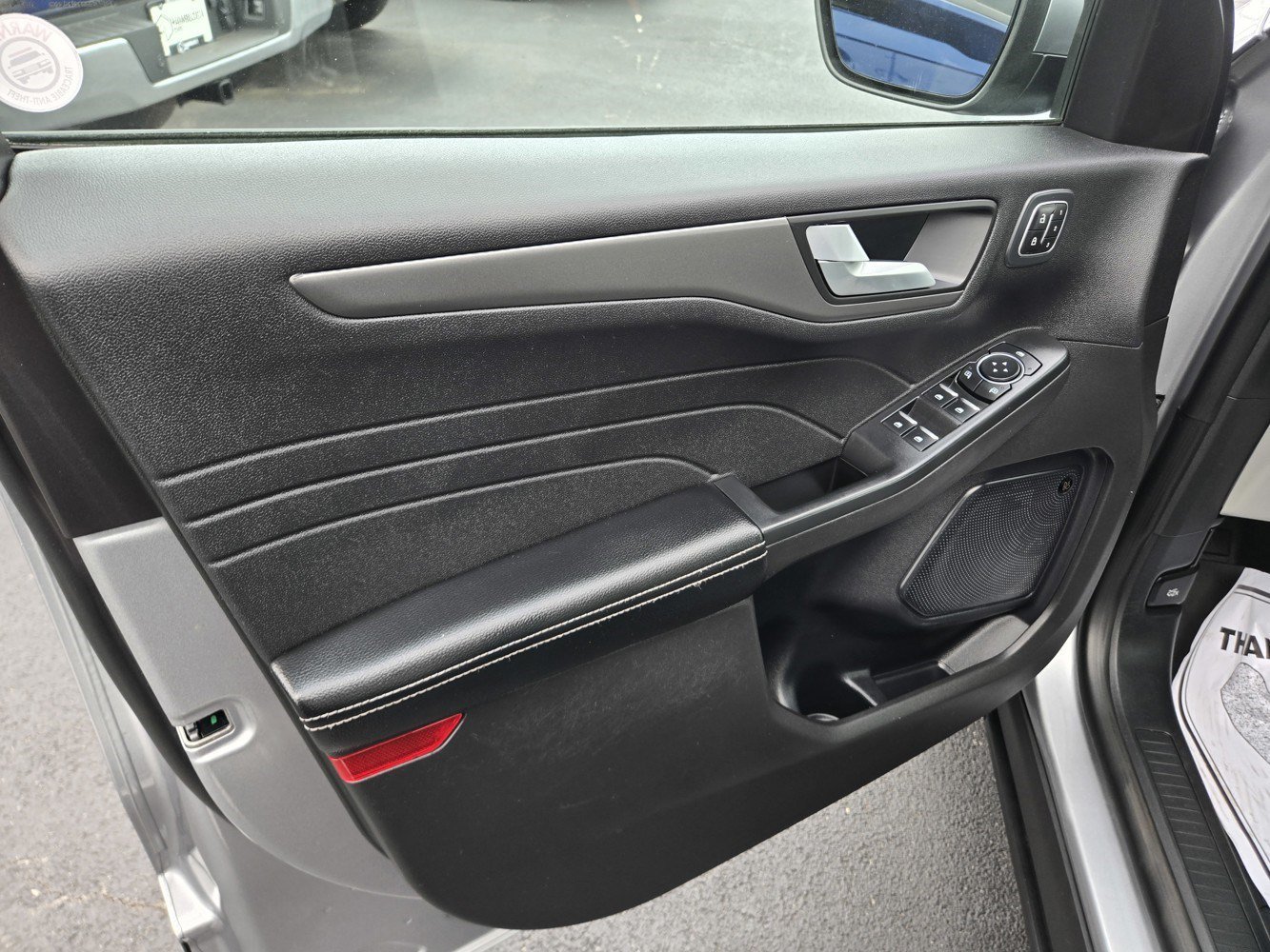 Used 2023  Ford Active image 36