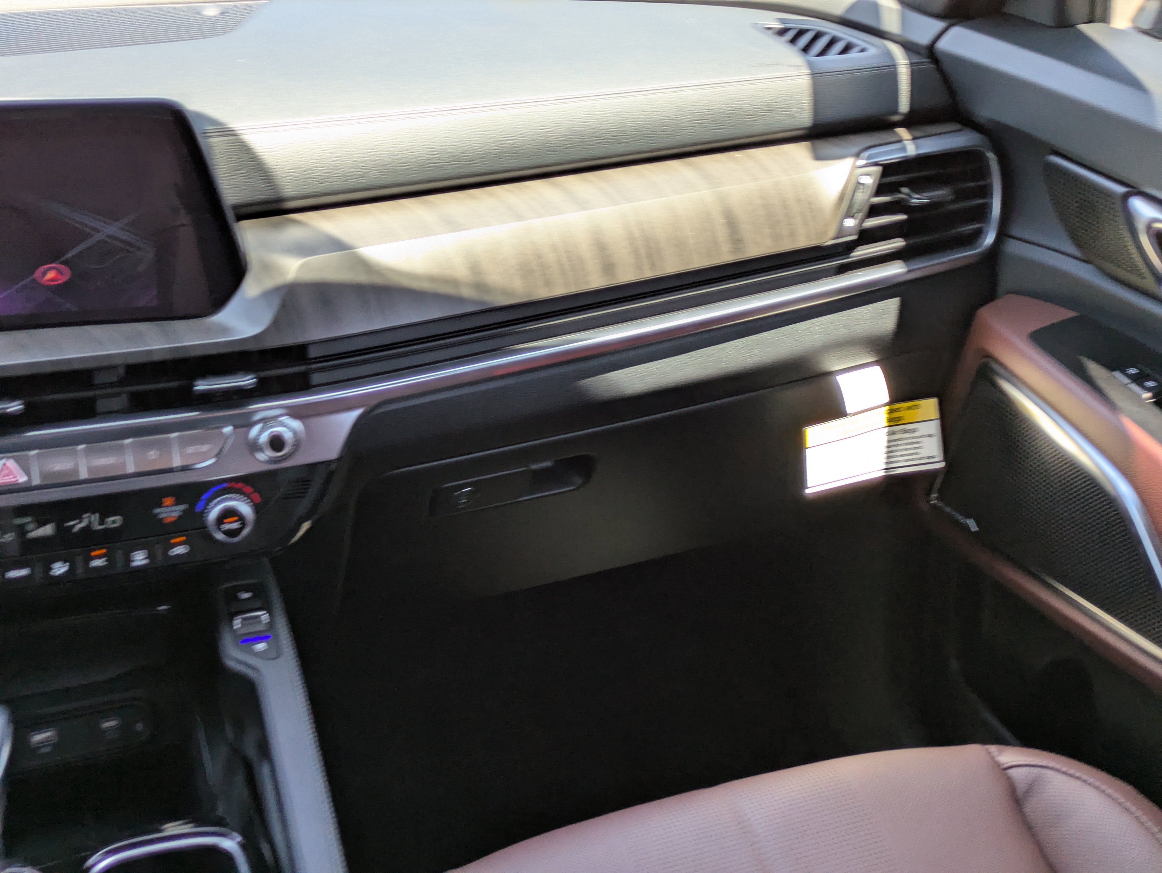 2025 Kia Telluride SX - Photo 19