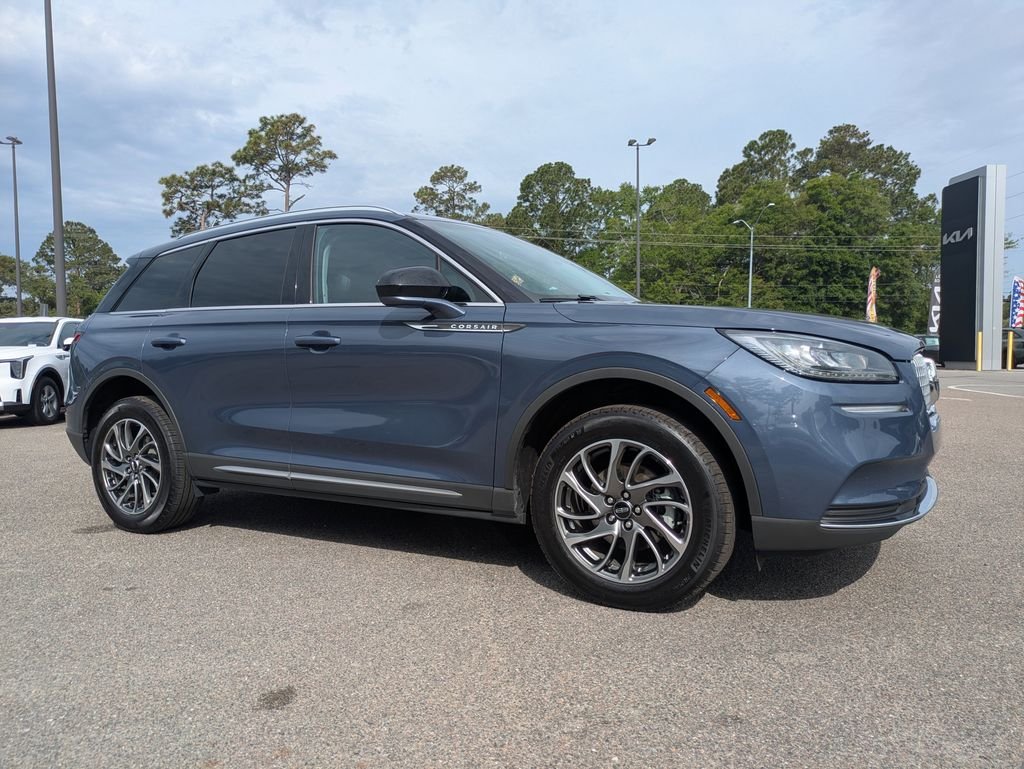 2022 Lincoln Corsair FWD's photo