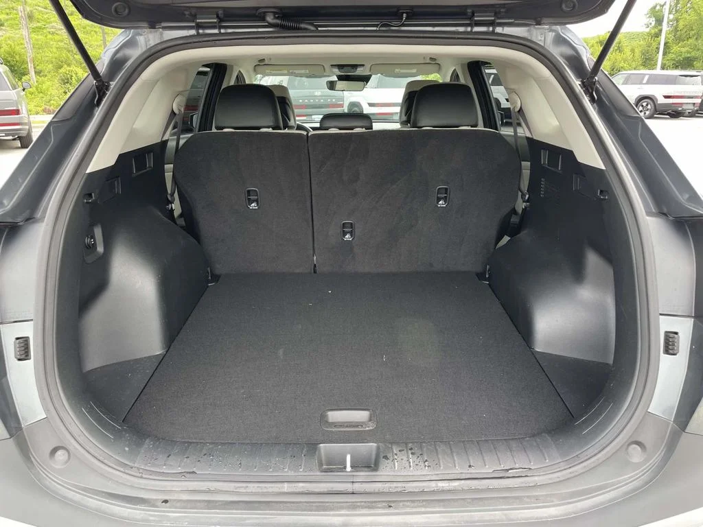 Used 2024 Gravity Gray Kia EX image 31