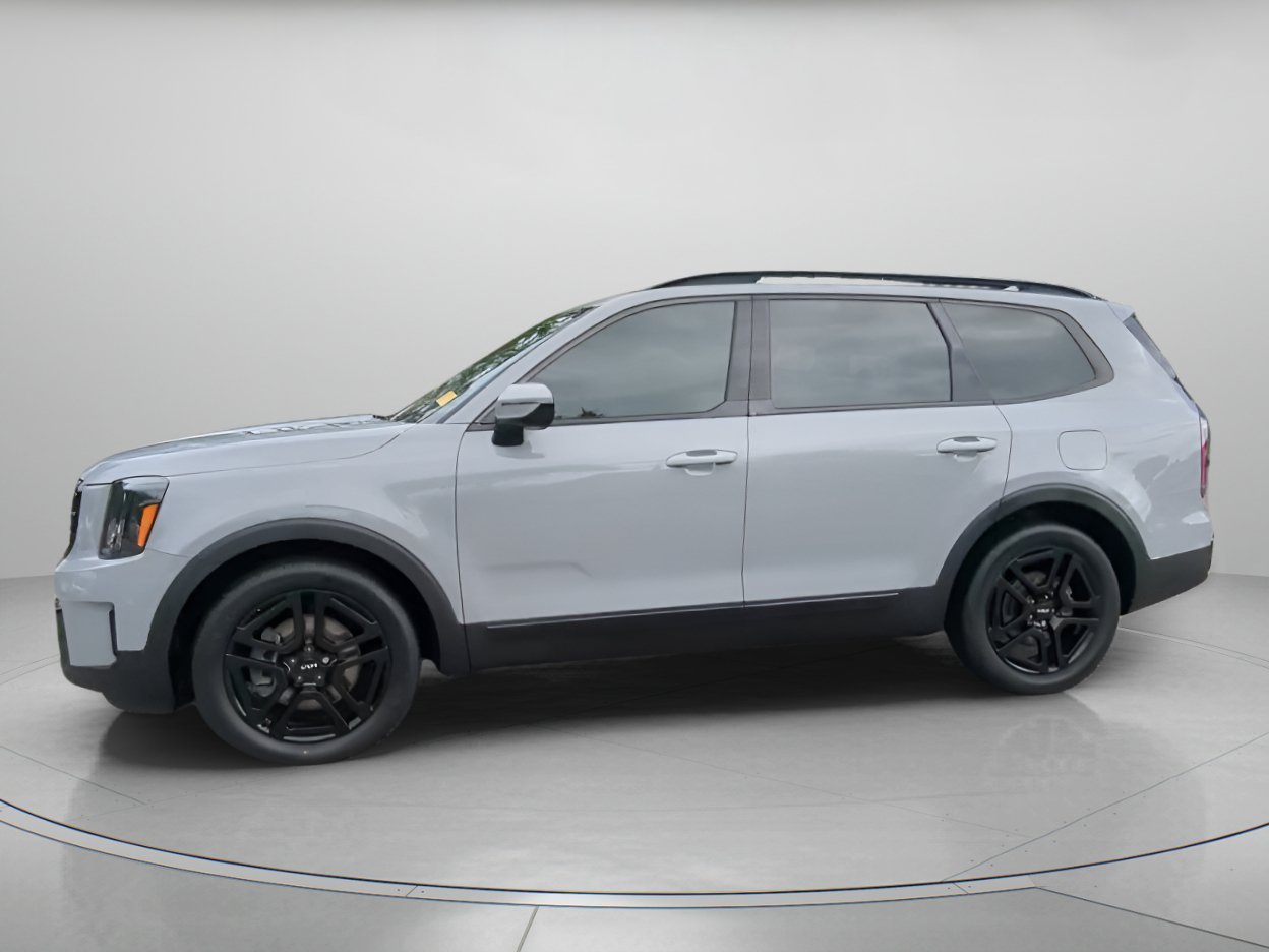 Used 2024 Wolf Gray Kia SX X-Line image 10