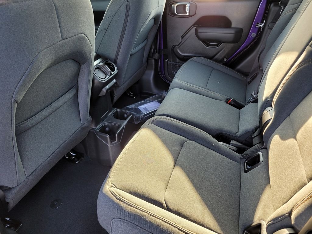 New 2026 Reign Exterior Paint Jeep Sport image 6