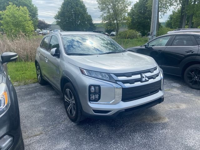 2024 Mitsubishi Outlander Sport's photo