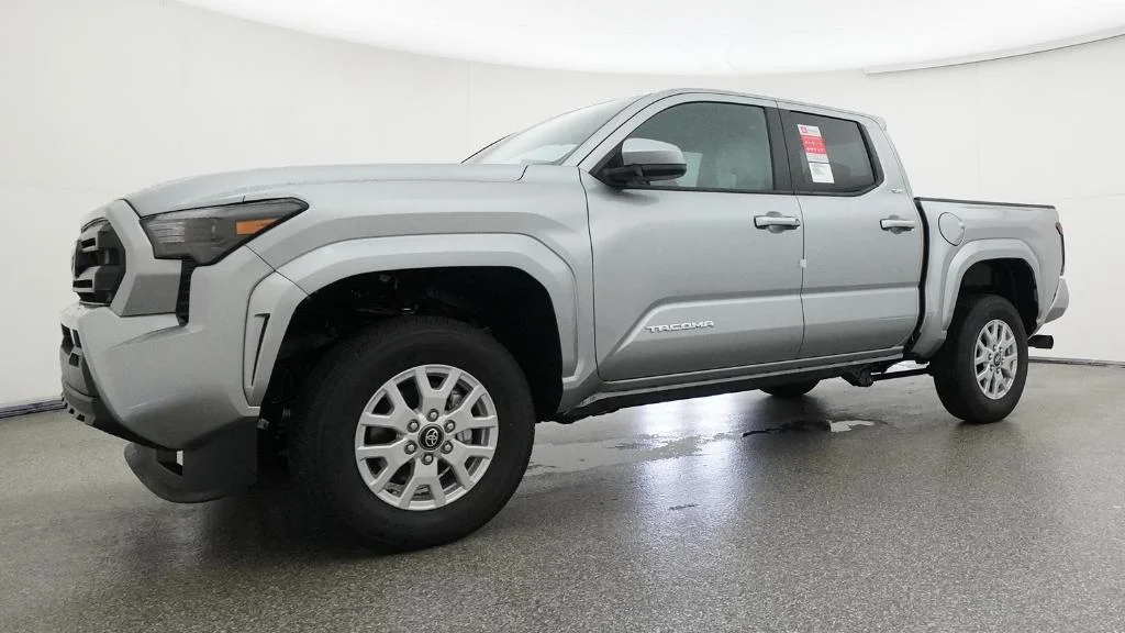 2026 Toyota Tacoma SR5 - Photo 22