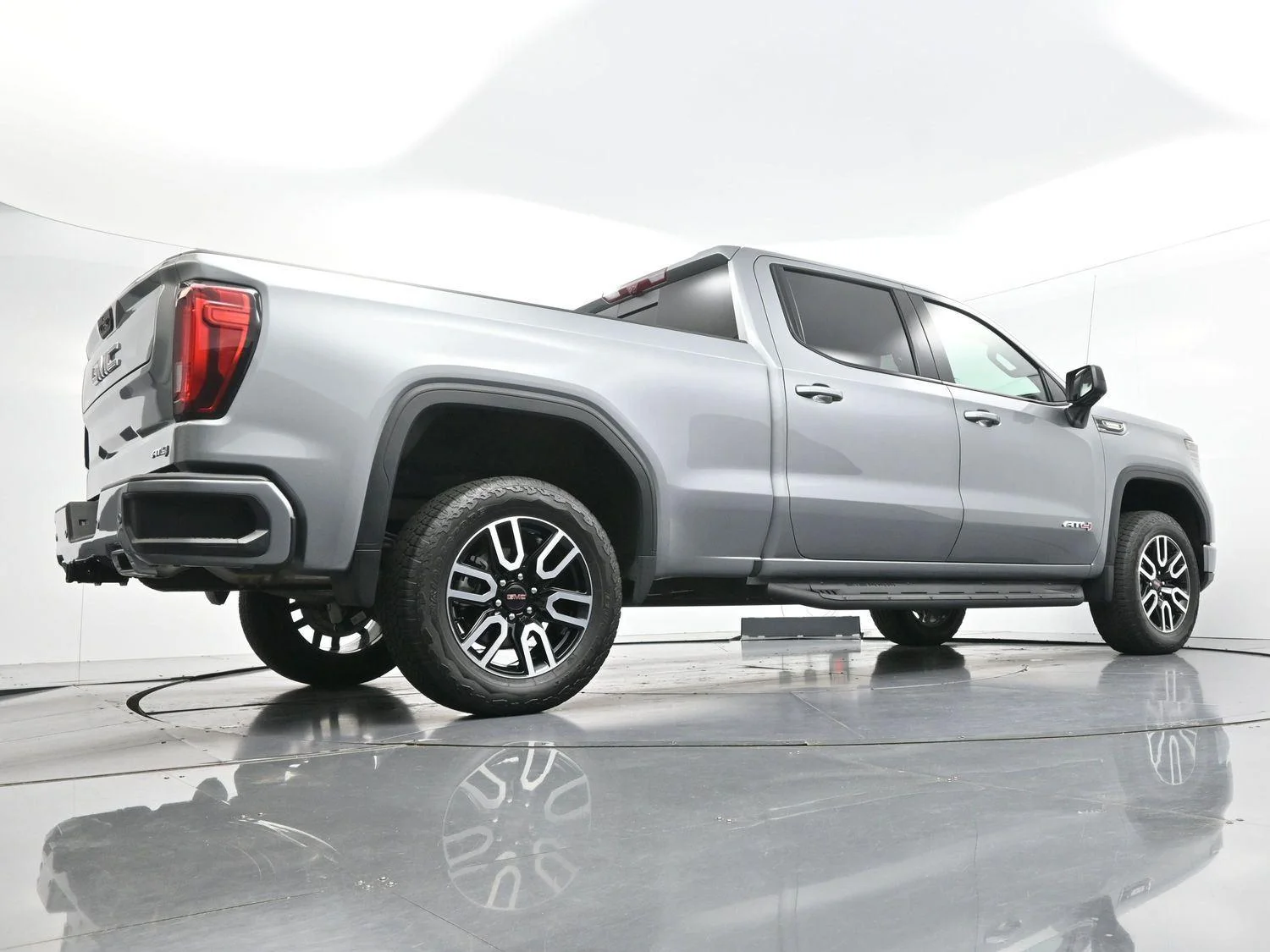 Used 2025 Sterling Metallic GMC AT4 image 52