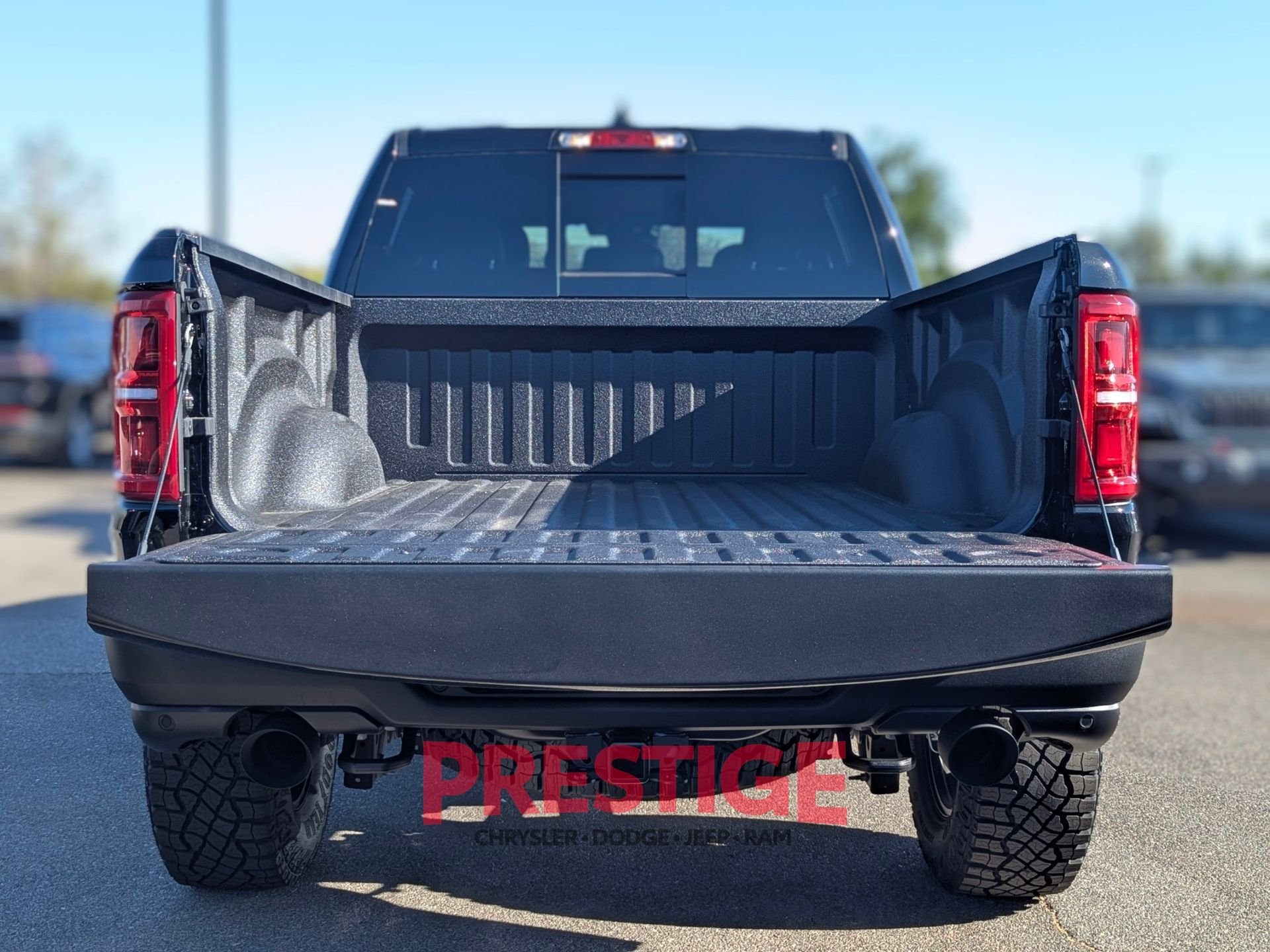 New 2026 Diamond Black Crystal Pearl-Coat Exterior Paint RAM RHO image 7