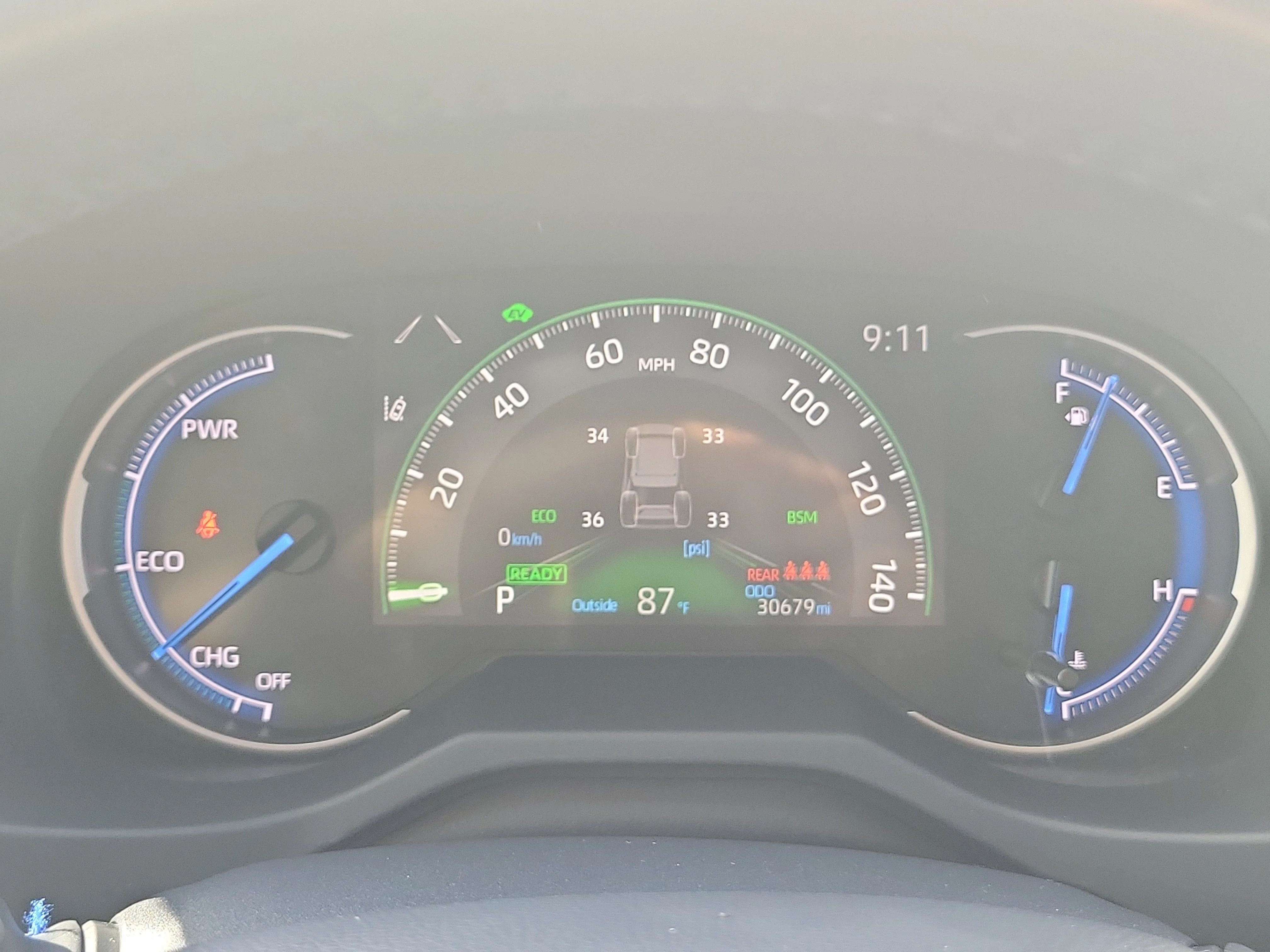 Used 2024 Pearl Toyota SE image 29