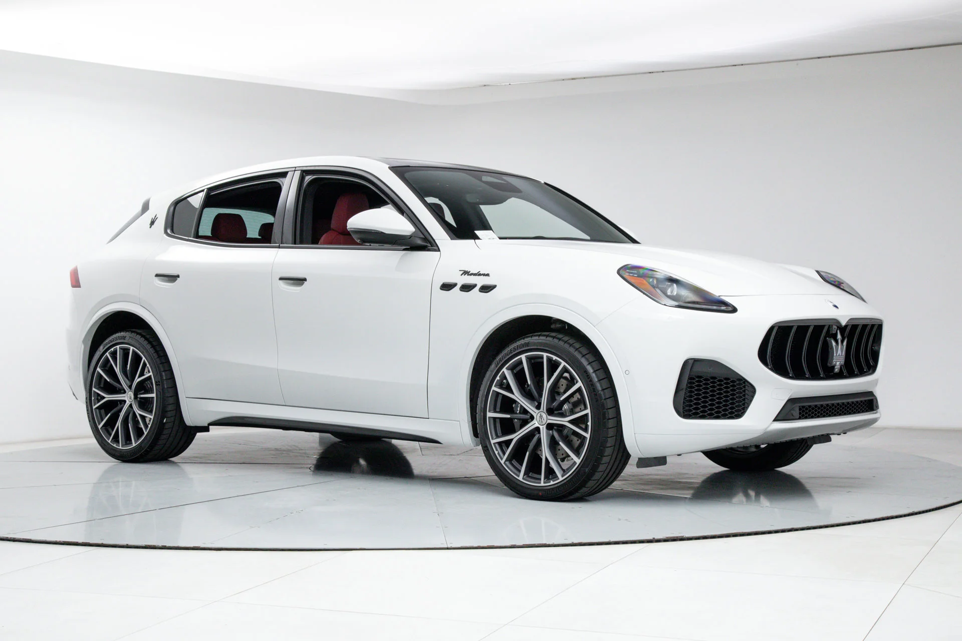 New 2026 White Maserati Modena image 7