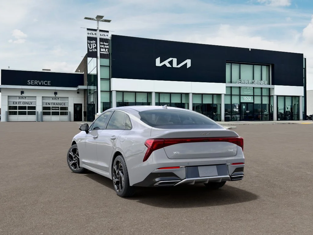 New 2026 Wolf Gray Kia GT-Line image 4
