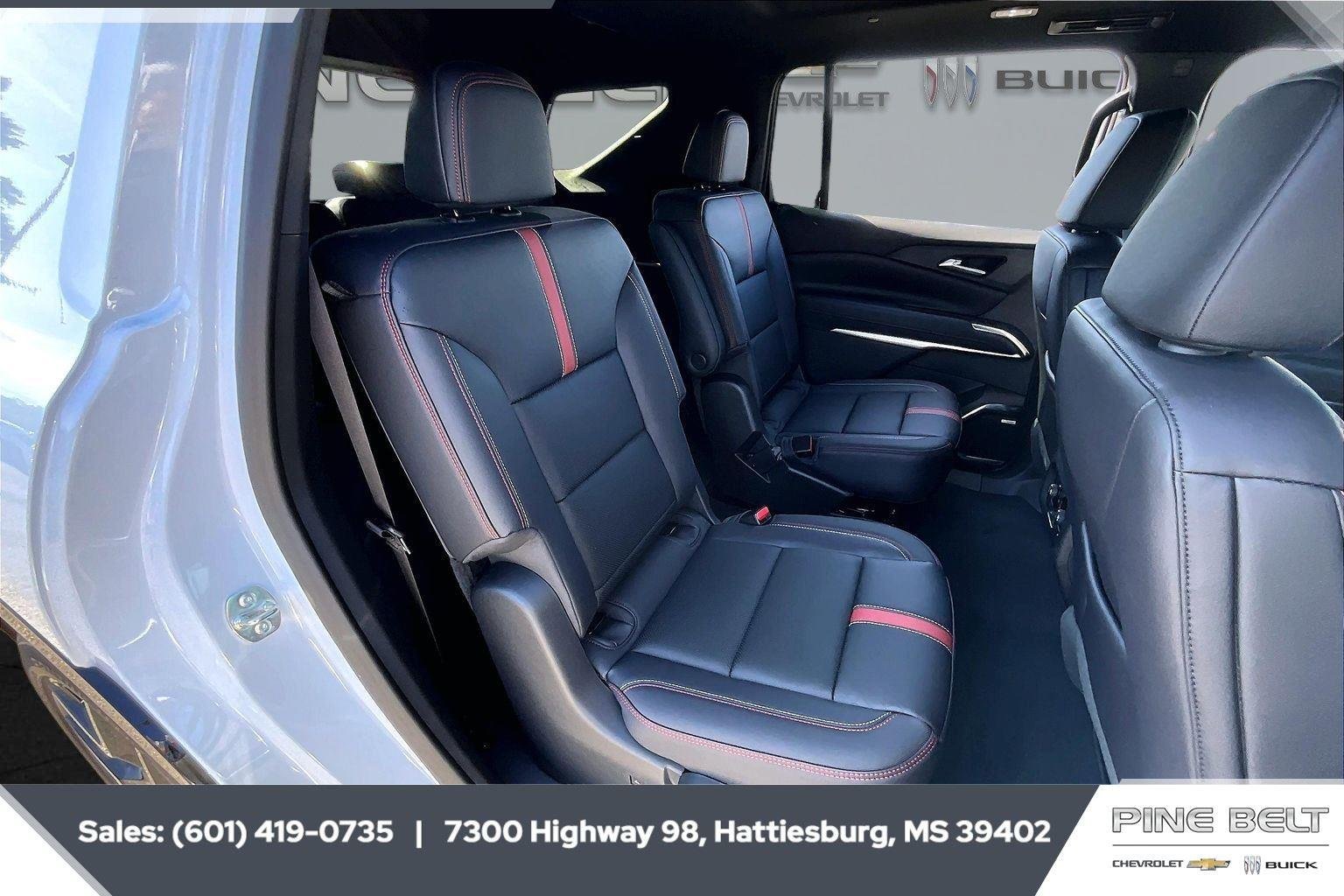 New 2026 Polar White Tricoat Chevrolet RS image 20