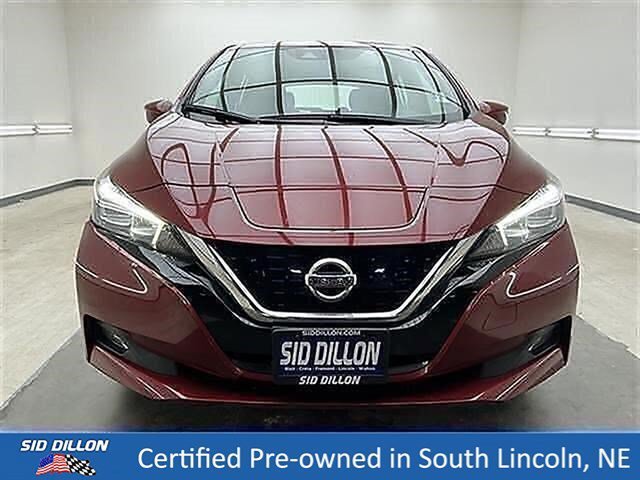 Used 2018 Scarlet Ember Nissan SV image 2