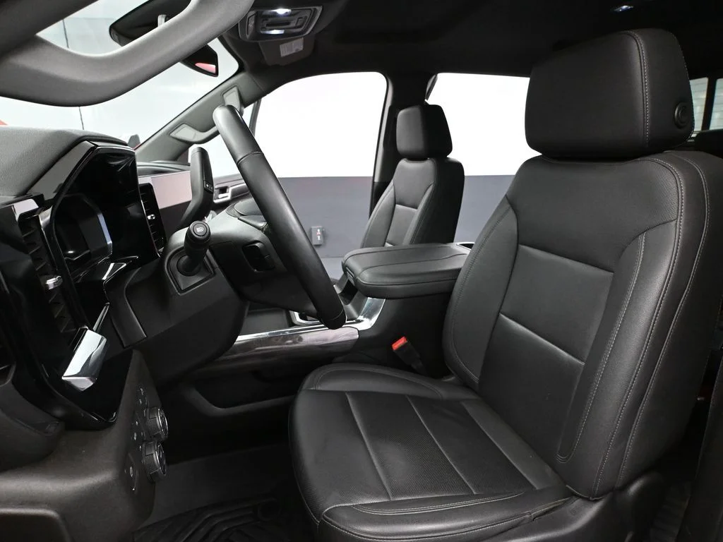 2024 Chevrolet Silverado 2500HD LTZ - Photo 31