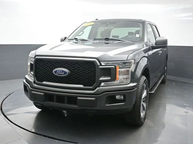 Used 2019 Gray Ford XL image 1
