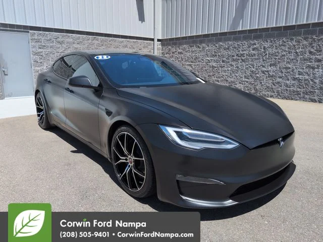 2022 Tesla Model S Plaid's photo