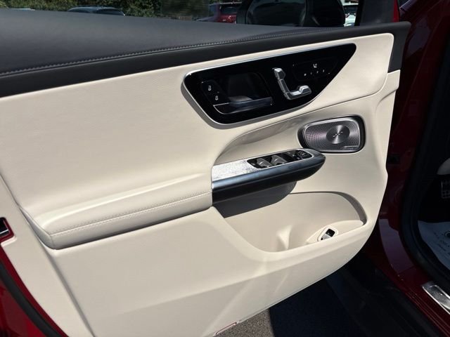 New 2027 Red Mercedes-Benz GLC 300 image 16