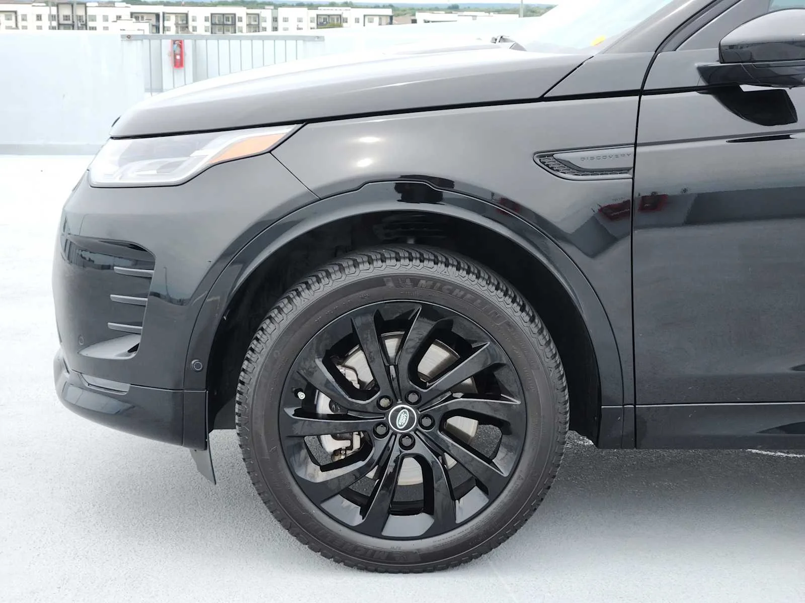 Certified Used 2024 Santorini Black Metallic Land Rover Dynamic SE image 9