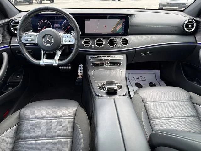 Used 2019 Red Mercedes-Benz 4MATIC® image 23