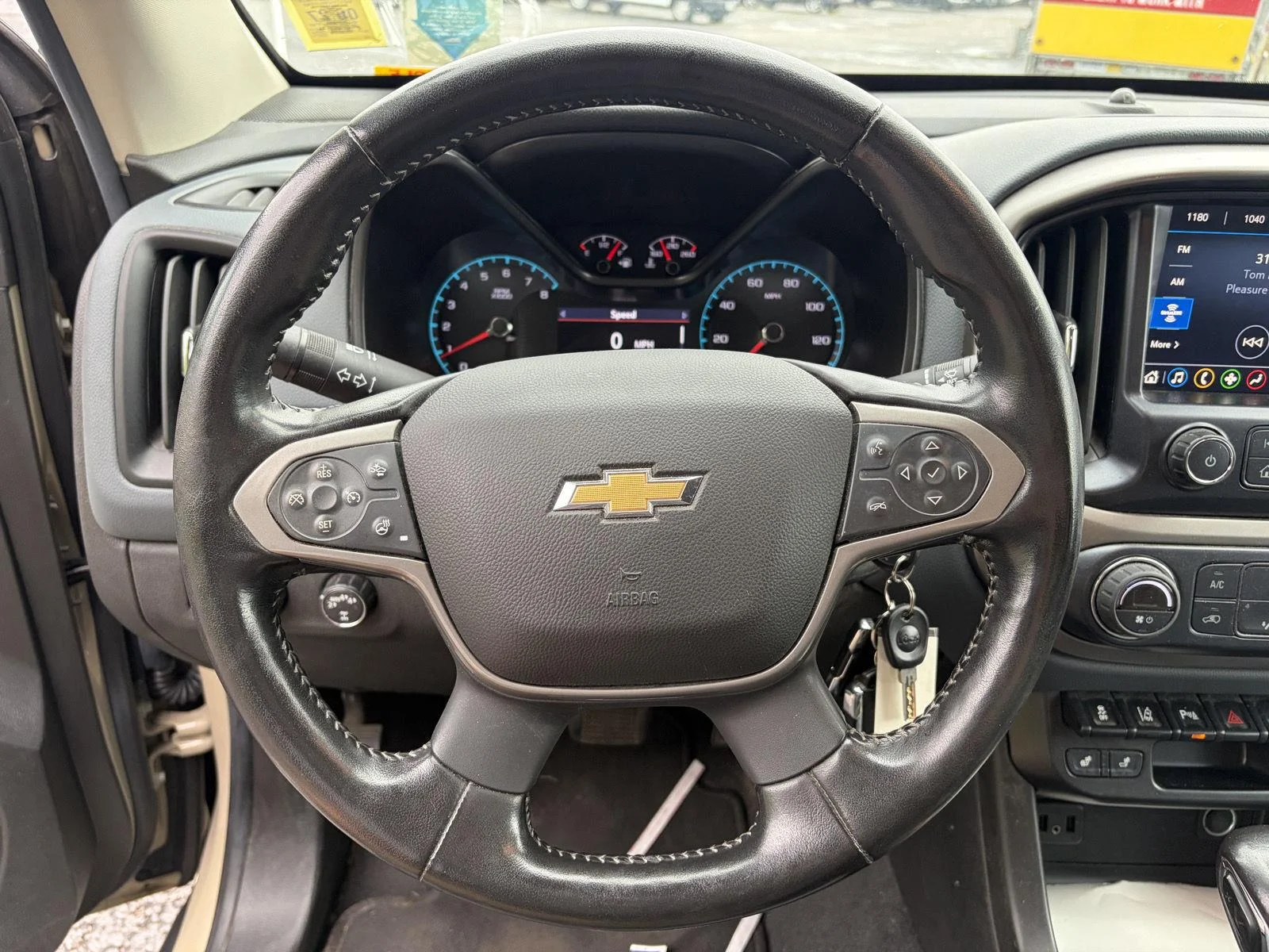 Used 2022 Sand Dune Metallic Chevrolet 4WD Z71 image 5