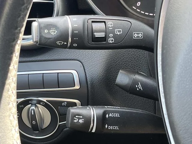 Used 2019 Black Mercedes-Benz GLC 350e image 42