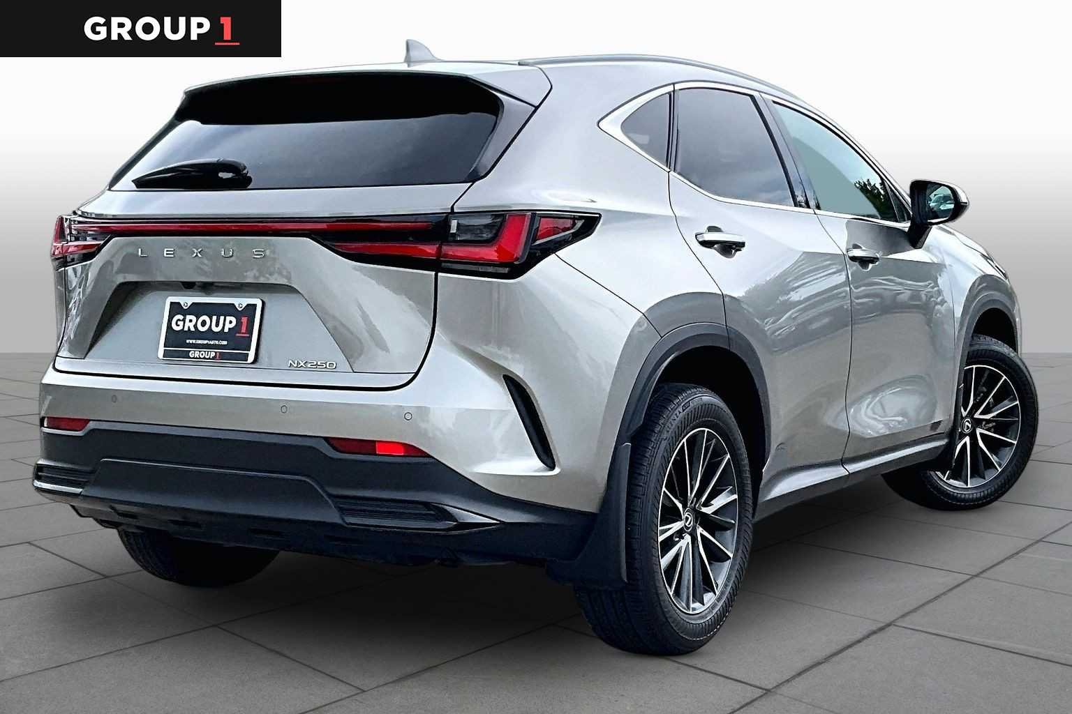Used 2025 Atomic Silver Lexus Premium image 11