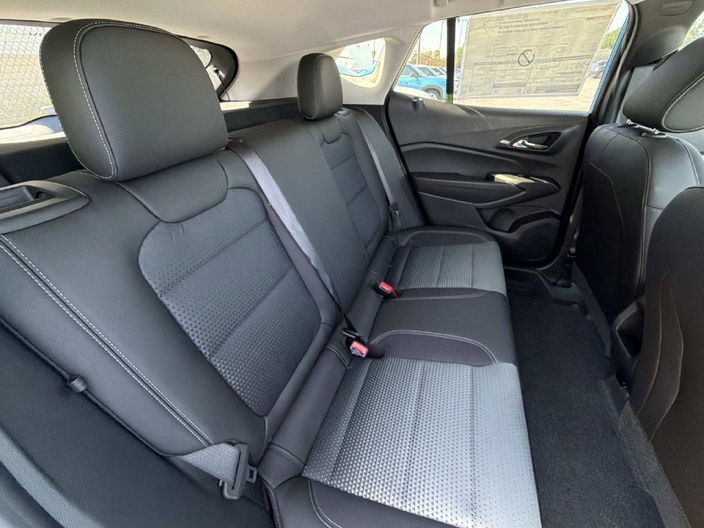 2026 Chevrolet Trax LT - Photo 10