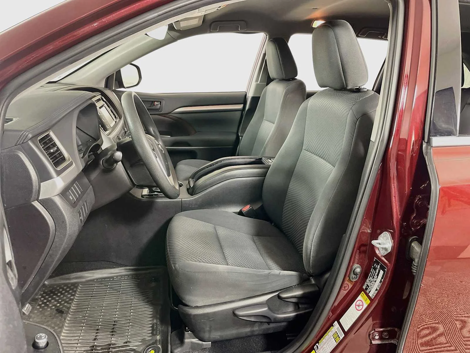 Used 2019 Ooh La La Rouge Mica Toyota LE image 17