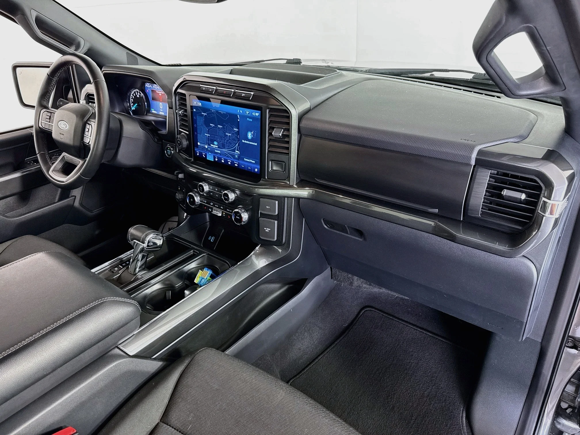 Certified Used 2023 Carbonized Gray Metallic Ford XLT image 29