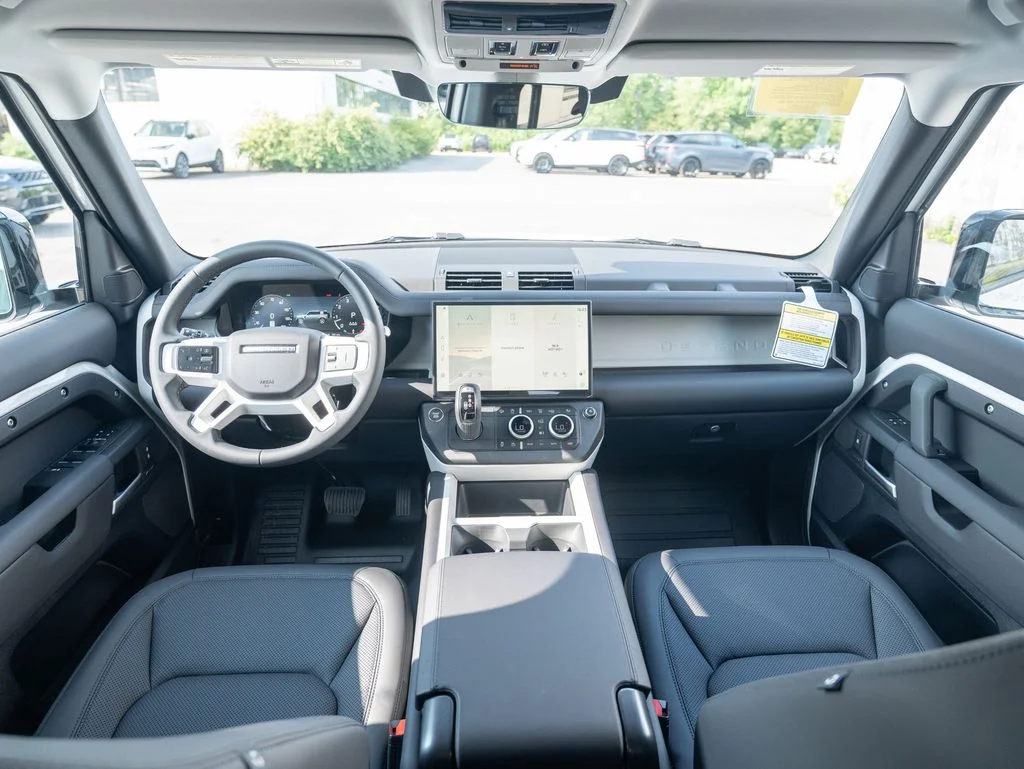 New 2026 White Land Rover S image 17