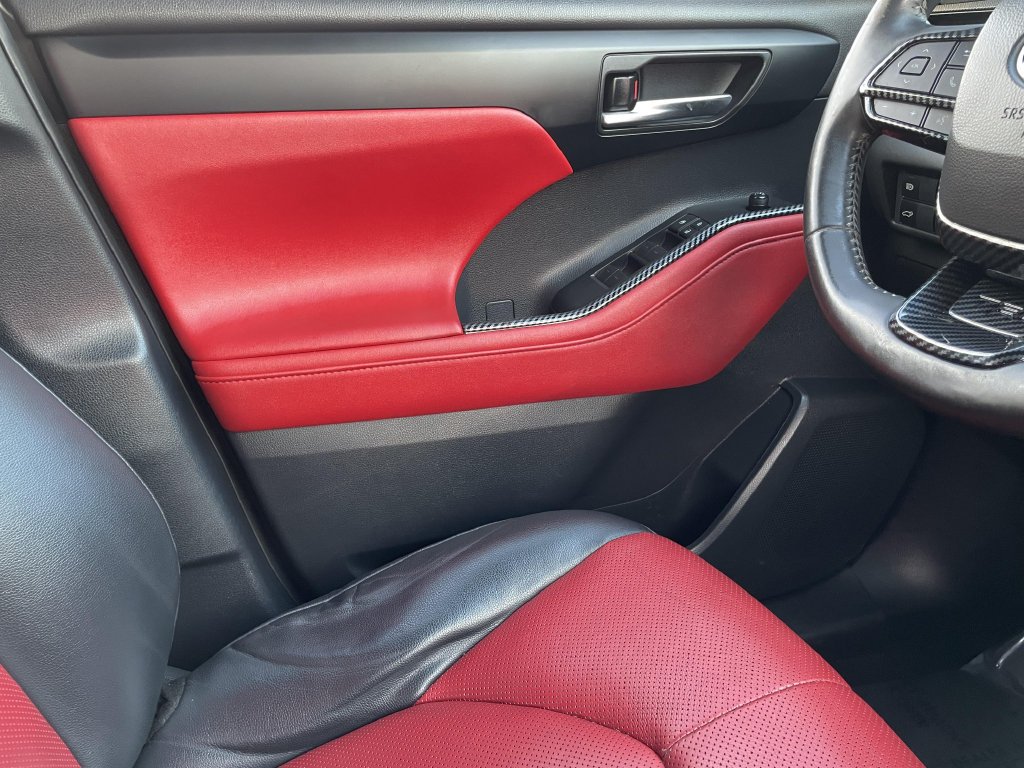 Used 2021 Midnight Black Metallic Toyota XSE image 14