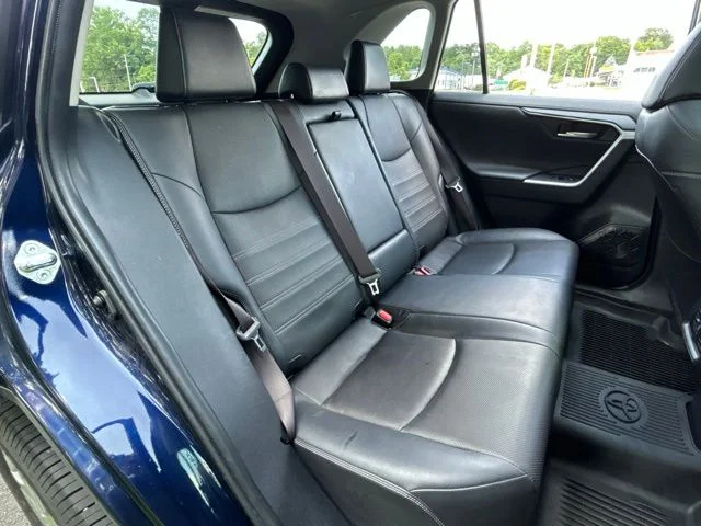 Used 2019  Toyota Limited image 41
