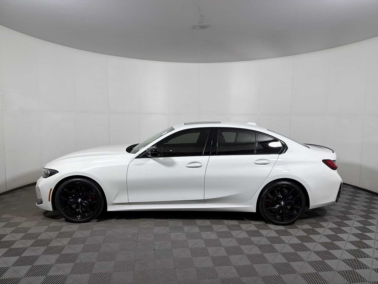 Certified Used 2025 Alpine White BMW 330i xDrive image 4