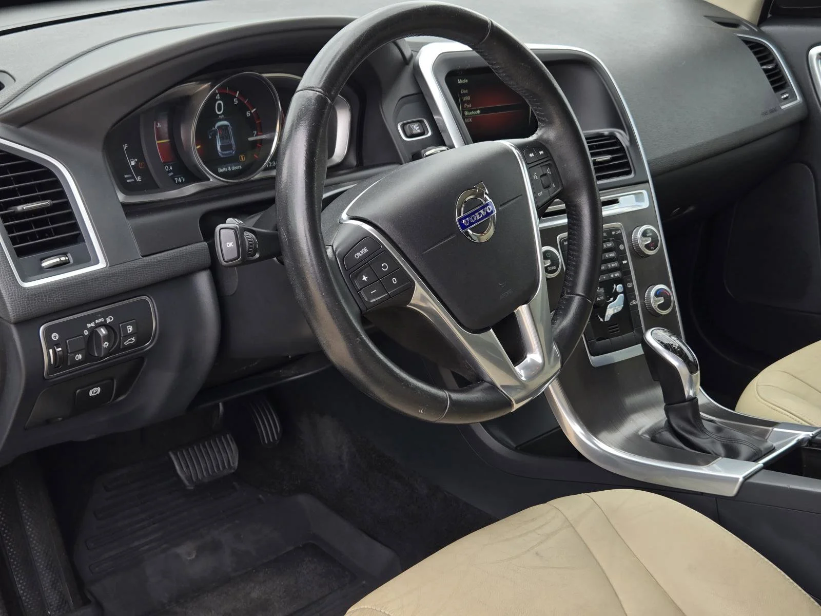 2016 Volvo XC60 Premier - Photo 28