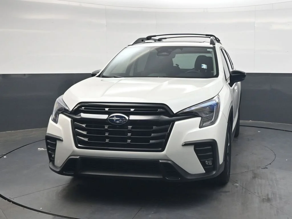 Used 2024 White Subaru Onyx Edition image 12