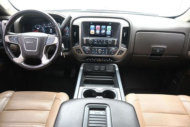 Used 2019 Red GMC Denali image 19