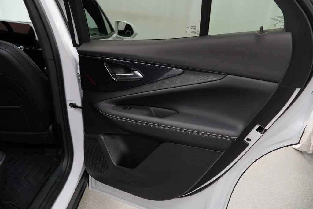 New 2026 Summit White Chevrolet LT image 25